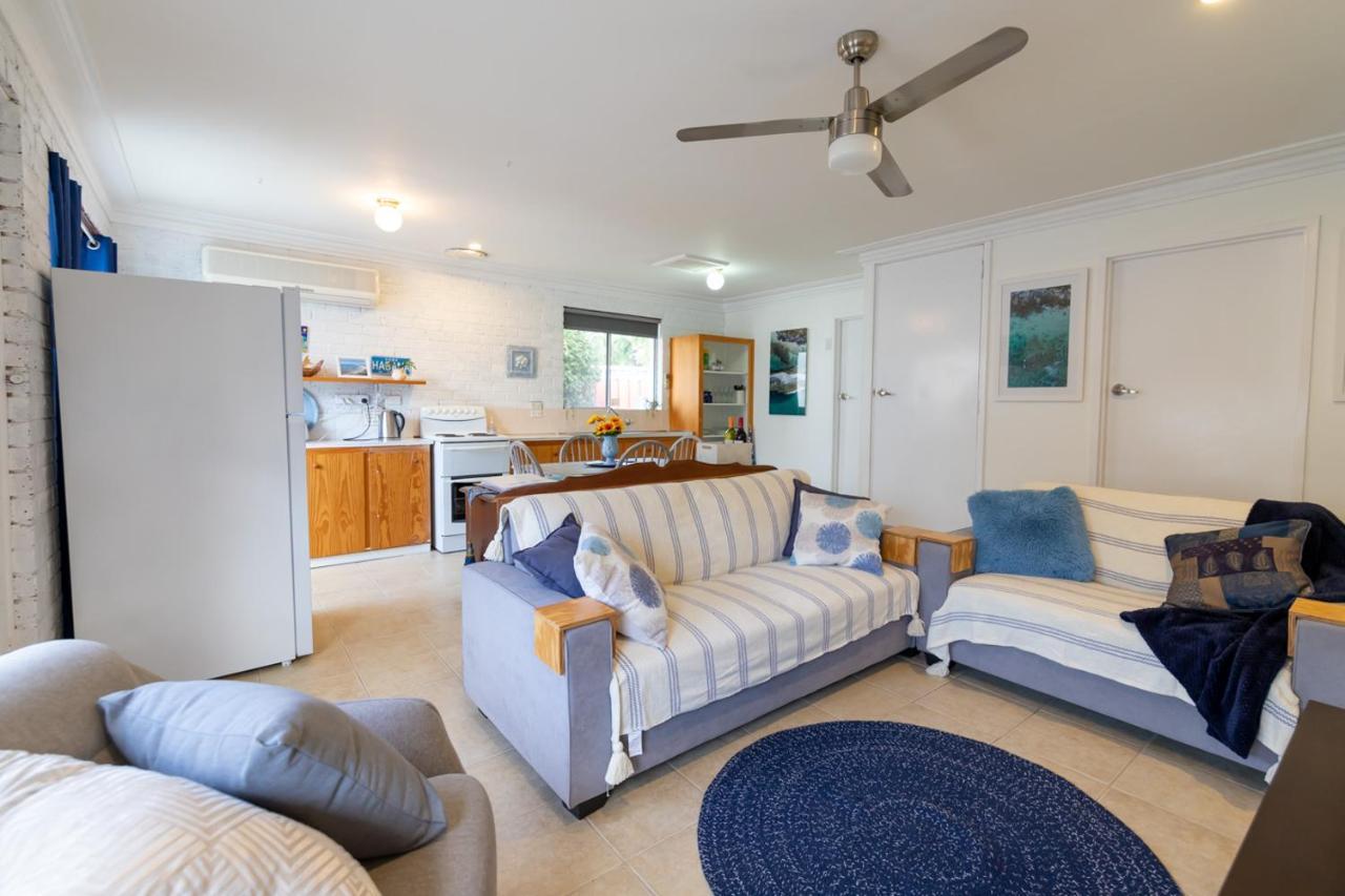 Shabby Chic Shack - 2 Bedroom Beach Cottage Yanchep Exterior foto
